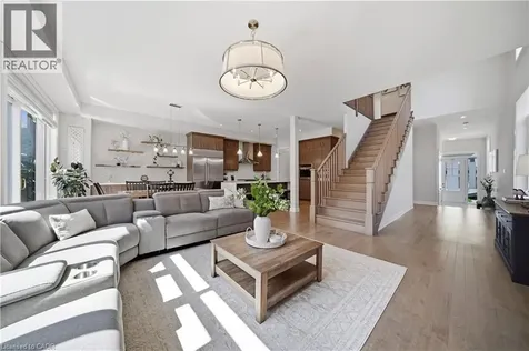 37 Riesling Street Grimsby ON L3M 0L2