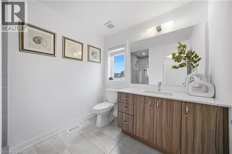 37 Riesling Street Grimsby ON L3M 0L2