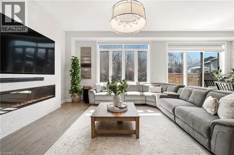 37 Riesling Street Grimsby ON L3M 0L2