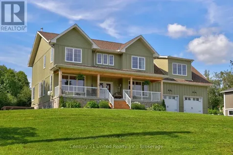 38 Darling Drive Selwyn ON K0L 1T0