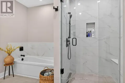 38 Darling Drive Selwyn ON K0L 1T0