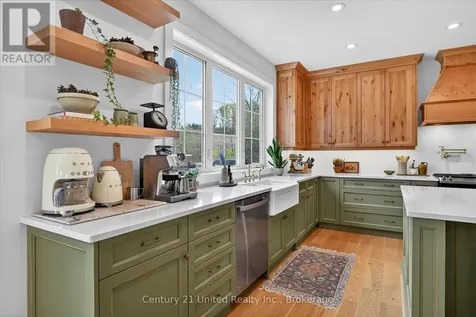 38 Darling Drive Selwyn ON K0L 1T0