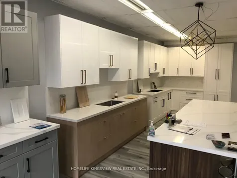 647 Talbot Street St. Thomas ON N5P 1C9