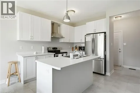 27 Robbins Ridge Paris ON N3L 0H2