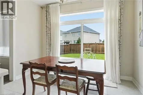 27 Robbins Ridge Paris ON N3L 0H2