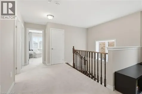 27 Robbins Ridge Paris ON N3L 0H2