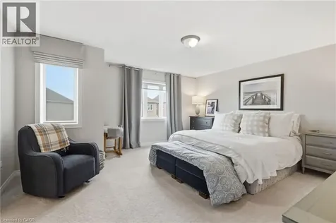 27 Robbins Ridge Paris ON N3L 0H2