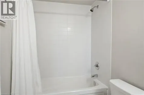 27 Robbins Ridge Paris ON N3L 0H2