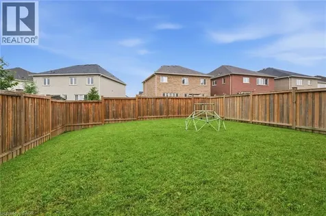 27 Robbins Ridge Paris ON N3L 0H2