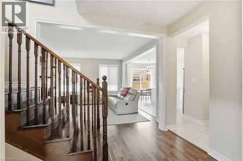 27 Robbins Ridge Paris ON N3L 0H2