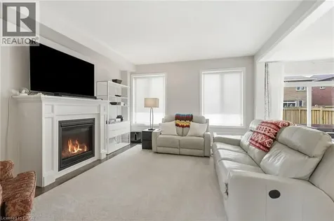 27 Robbins Ridge Paris ON N3L 0H2