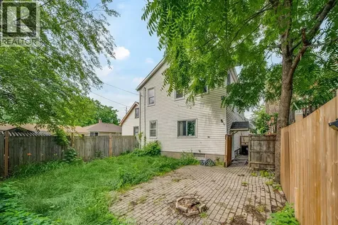 1282 George Avenue Windsor ON N8Y 2X6
