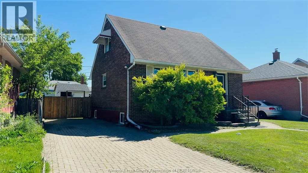 3519 Tecumseh Road West Windsor ON N9C 2B6