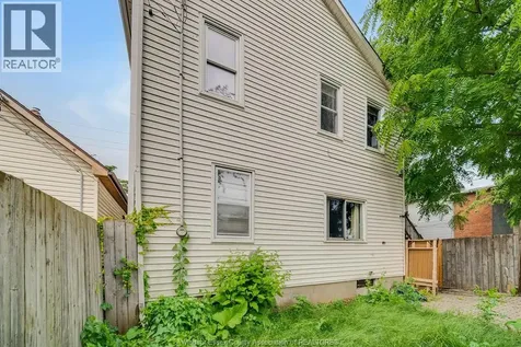 1282 George Avenue Windsor ON N8Y 2X6