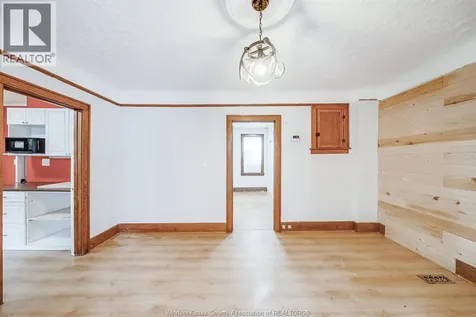 1282 George Avenue Windsor ON N8Y 2X6