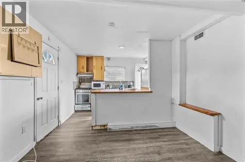 722 Brant Street Windsor ON N9A 3E8