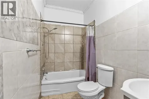 722 Brant Street Windsor ON N9A 3E8