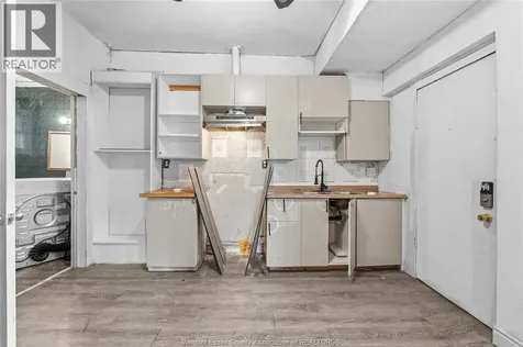 722 Brant Street Windsor ON N9A 3E8