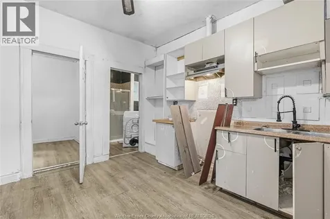 722 Brant Street Windsor ON N9A 3E8