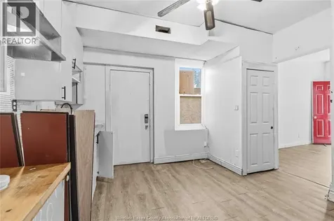 722 Brant Street Windsor ON N9A 3E8