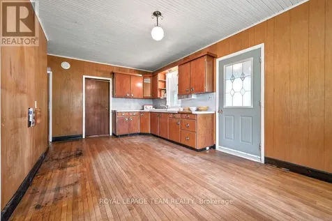 19 Lepinski Road Madawaska Valley ON K0J 1B0