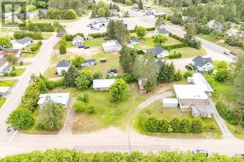 19 Lepinski Road Madawaska Valley ON K0J 1B0