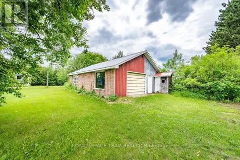19 Lepinski Road Madawaska Valley ON K0J 1B0