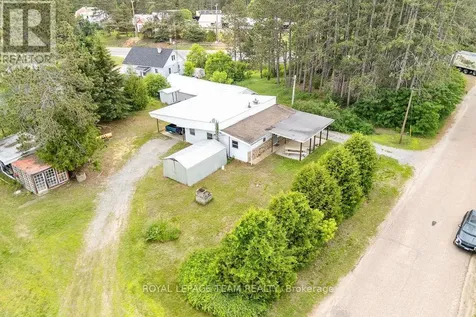 19 Lepinski Road Madawaska Valley ON K0J 1B0