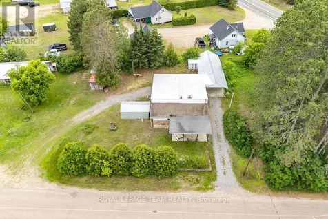 19 Lepinski Road Madawaska Valley ON K0J 1B0