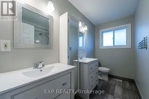 107 Hilliard Avenue Ottawa ON K2E 6C5