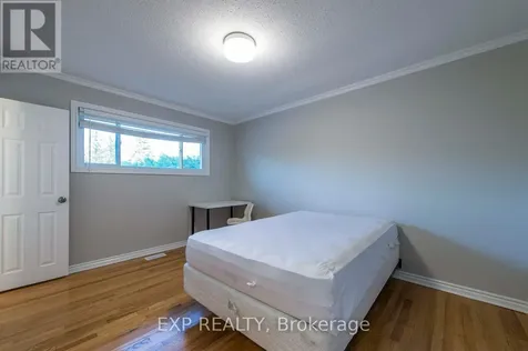 107 Hilliard Avenue Ottawa ON K2E 6C5