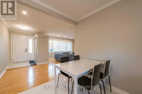 107 Hilliard Avenue Ottawa ON K2E 6C5