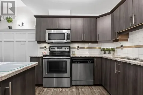 135 Harthill Way Ottawa ON K2J 5V1