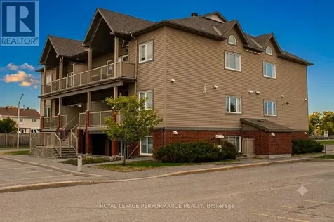135 Harthill Way Ottawa ON K2J 5V1