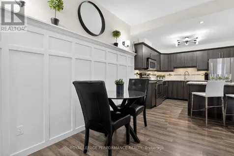 135 Harthill Way Ottawa ON K2J 5V1