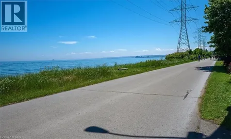 382 Beach Boulevard Hamilton ON L8H 6W7
