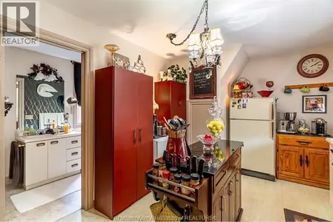 374 King Street West Chatham ON N7M 1G4