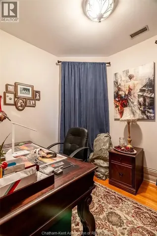 374 King Street West Chatham ON N7M 1G4