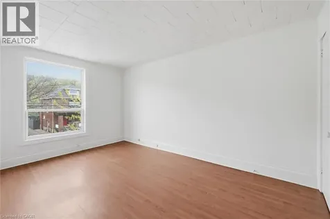 355 Cumberland Avenue Hamilton ON L8M 2A5