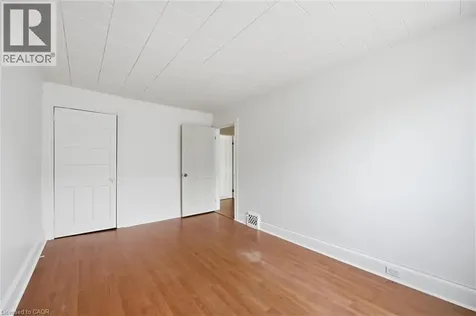 355 Cumberland Avenue Hamilton ON L8M 2A5