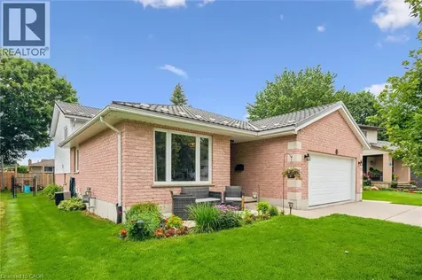 7 Fern Place Listowel ON N4W 3K6