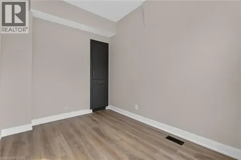 118 Cathcart Street Hamilton ON L8L 5A2