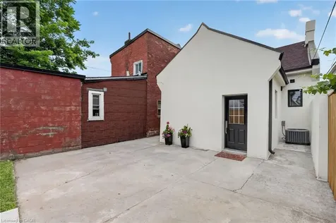 118 Cathcart Street Hamilton ON L8L 5A2
