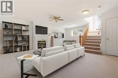 4400 Millcroft Park Drive Burlington ON L7M 5B5