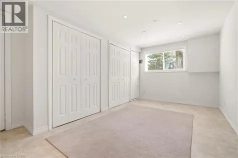 4400 Millcroft Park Drive Burlington ON L7M 5B5