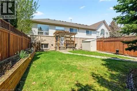 4400 Millcroft Park Drive Burlington ON L7M 5B5