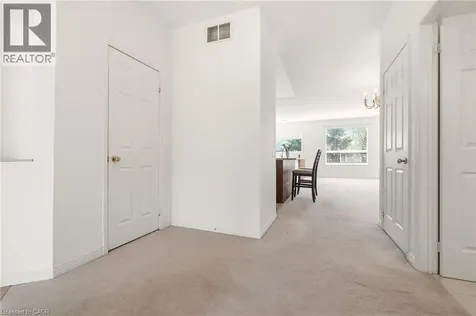 4400 Millcroft Park Drive Burlington ON L7M 5B5