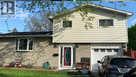 5835 Rose Street Windsor ON N8T 3E6