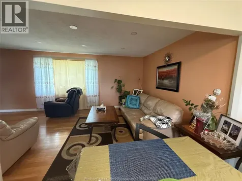 5835 Rose Street Windsor ON N8T 3E6