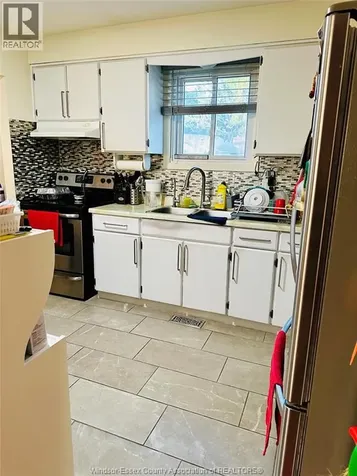 5835 Rose Street Windsor ON N8T 3E6